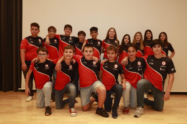 ©Foto: David Freire/Diario de Pontevedra-HQR REPORTAXE DO BASICO PRESENTACION DO CW PONTEVEDRA. PROHIBIDA A SÚA REPRODUCCIÓN